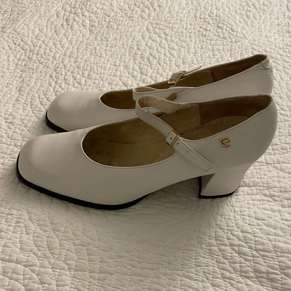 Womens Pierre Cardin White Block Heel Square Toe Retro Heels with Strap 7.5 - Picture 1 of 7